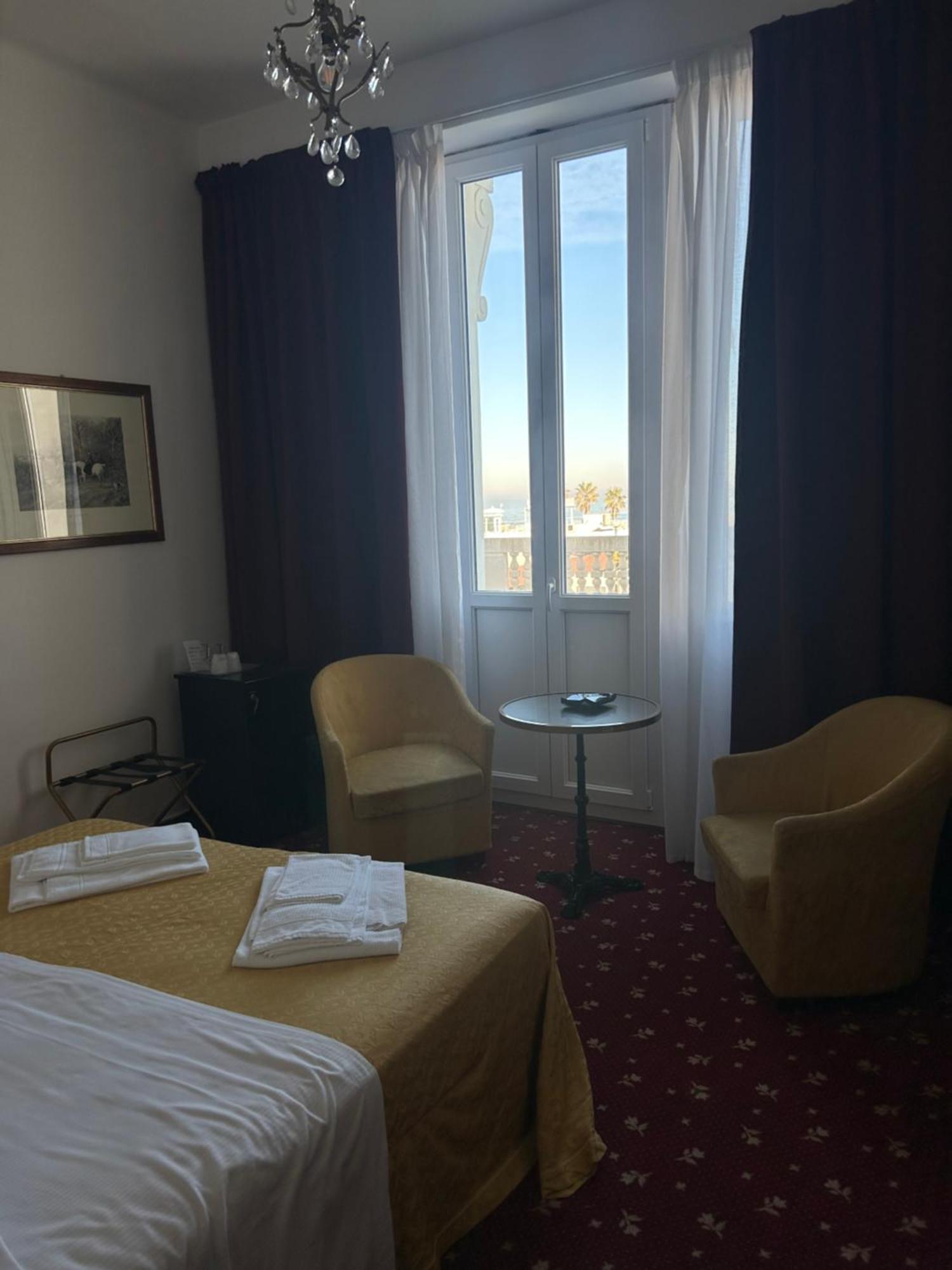 Le Grand Hotel Ричоне Екстериор снимка